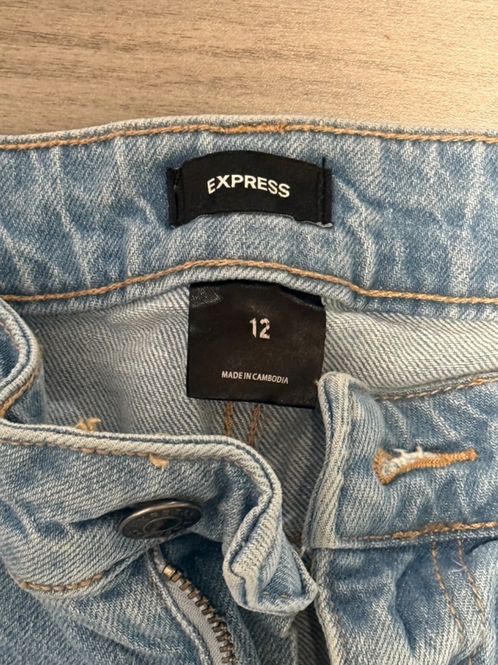 Express Jeans - Picture 4 of 4